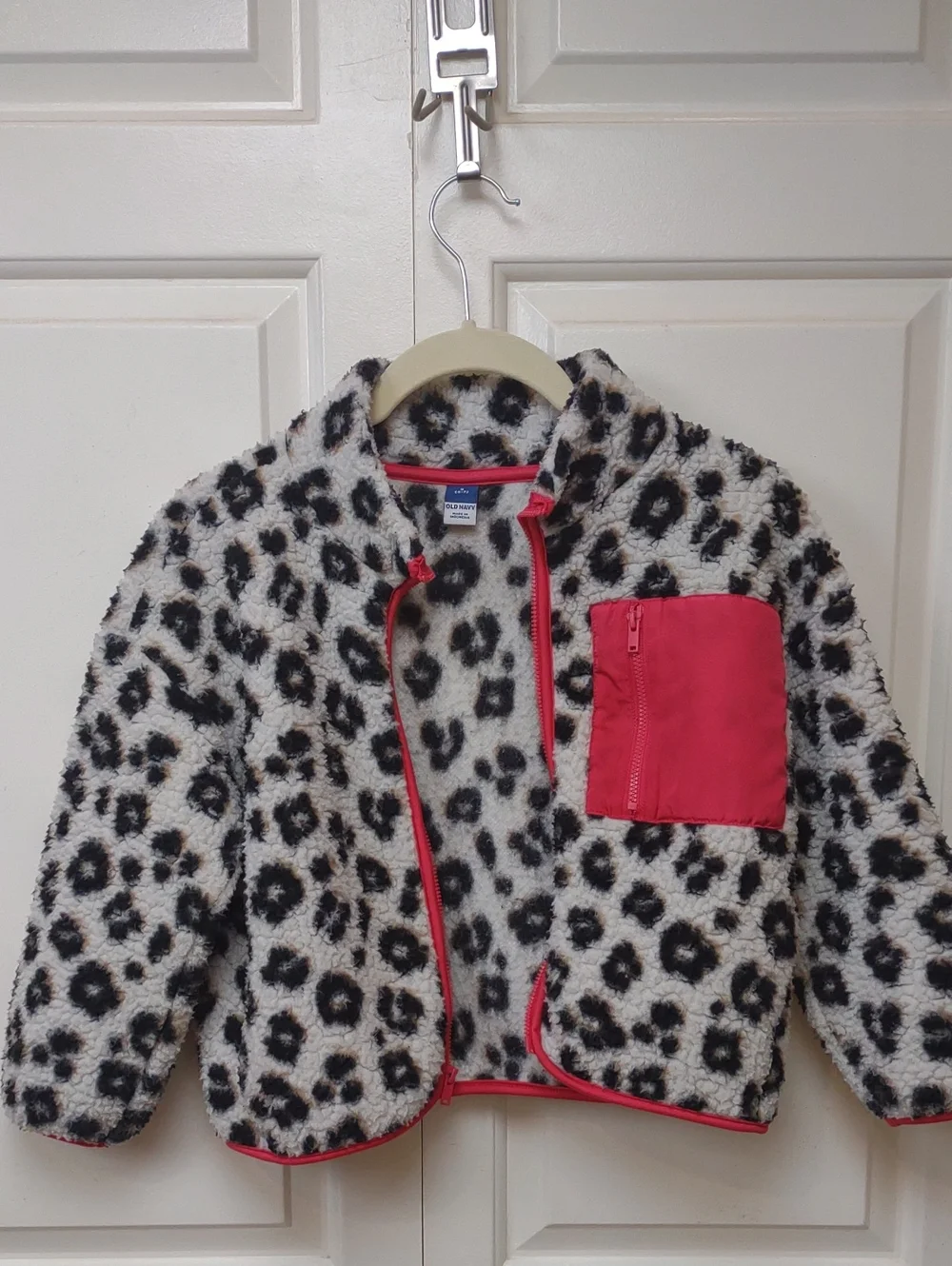Old Navy Girl's Snow Leopard Full Zip Cozy Sherpa Jacket Side Pockets Zip Pocket